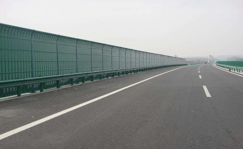 <a href=http://m.mmkglo.com/news_article?news_id=140>高速公路聲屏障</a>